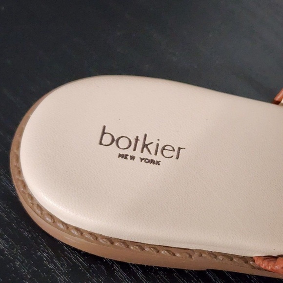 Botkier Zeyda Cognac Studded Sandal NIB Size 9.5 - Picture 4 of 4